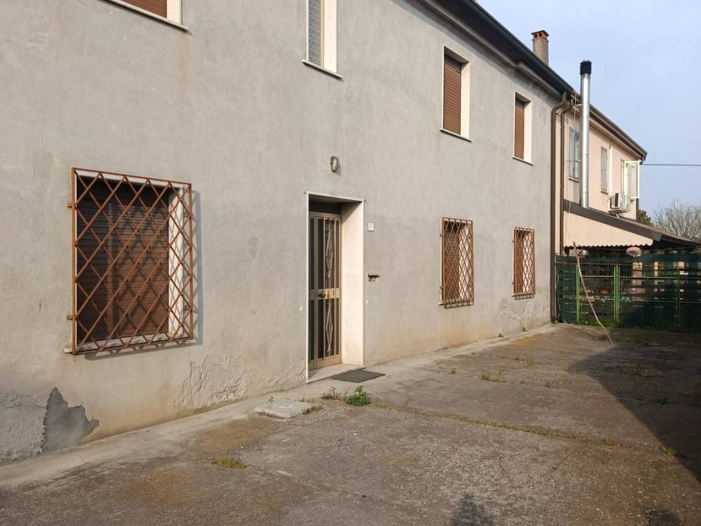 casa indipendente in vendita a Roverchiara