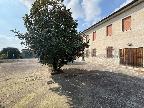 appartamento in vendita a Roverchiara