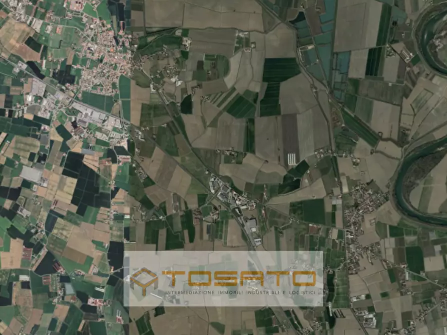 terreno edificabile in vendita a Roverchiara in zona Roverchiaretta