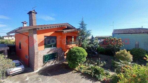 casa indipendente in vendita a Roveredo di Guà