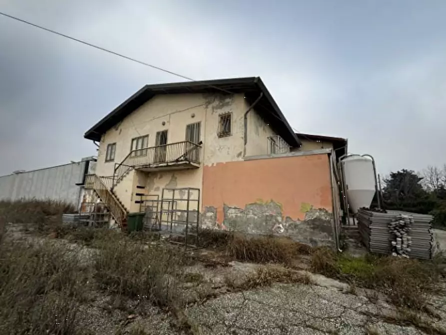 negozio in vendita a Roveredo di Guà