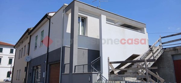 appartamento in vendita a Roveredo di Guà