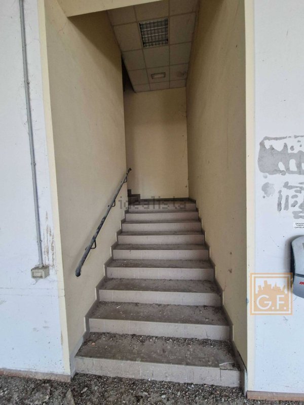 capannone in vendita a Roveredo di Guà