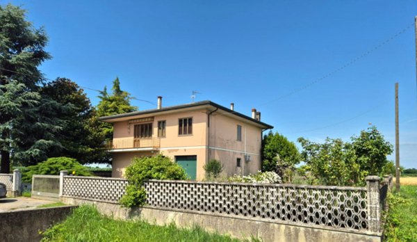 casa indipendente in vendita a Roveredo di Guà
