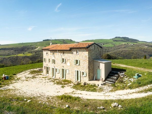 casa indipendente in vendita a Roverè Veronese