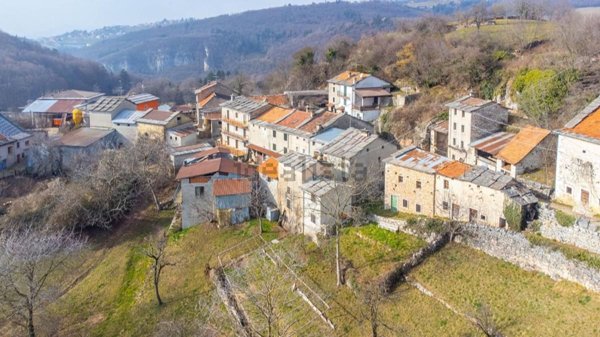 quadrivano in vendita a Roverè Veronese