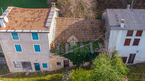 appartamento in vendita a Roverè Veronese