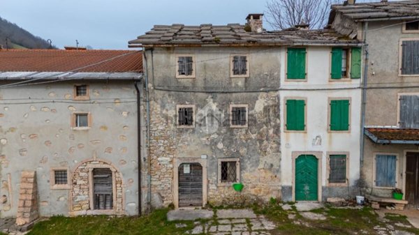 appartamento in vendita a Roverè Veronese
