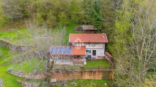 casa indipendente in vendita a Roverè Veronese