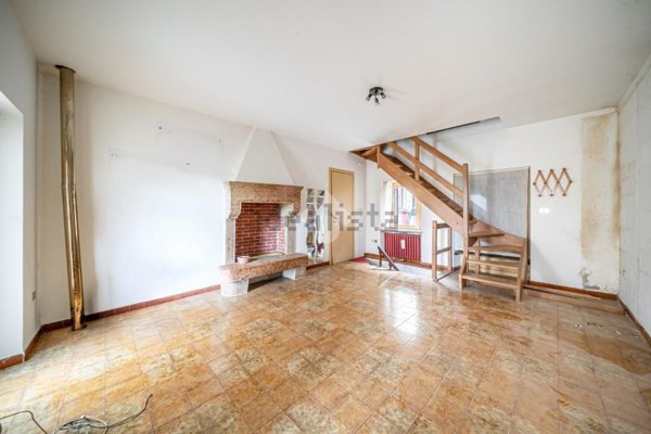 pentavano in vendita a Roverè Veronese