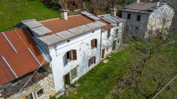 casa indipendente in vendita a Roverè Veronese