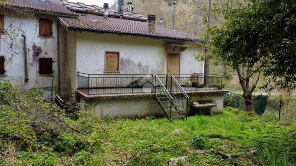 appartamento in vendita a Roverè Veronese in zona Roverè