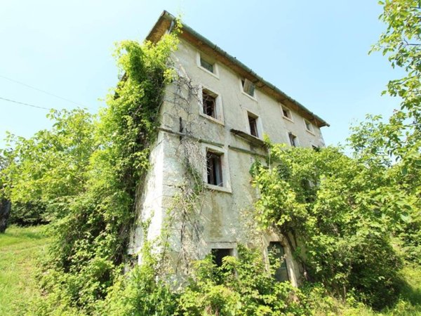 casa indipendente in vendita a Roverè Veronese