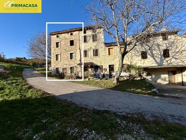 casa indipendente in vendita a Roverè Veronese