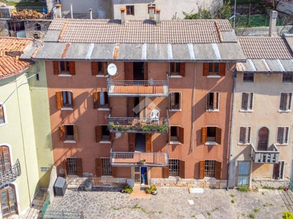 appartamento in vendita a Roverè Veronese