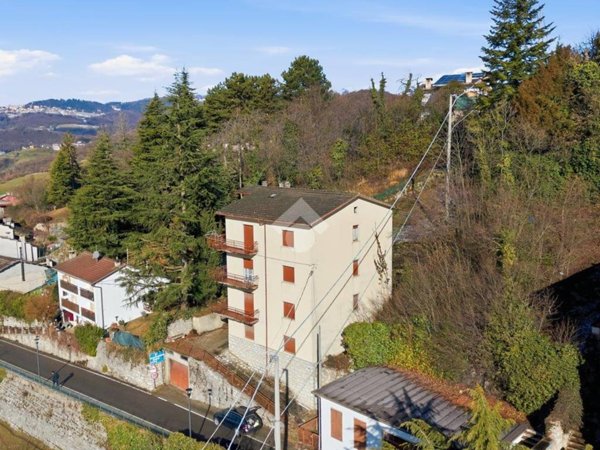 intera palazzina in vendita a Roverè Veronese