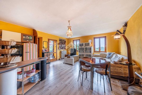 casa indipendente in vendita a Roverè Veronese in zona Roverè