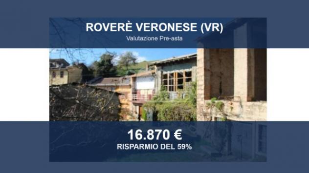 locale commerciale in vendita a Roverè Veronese