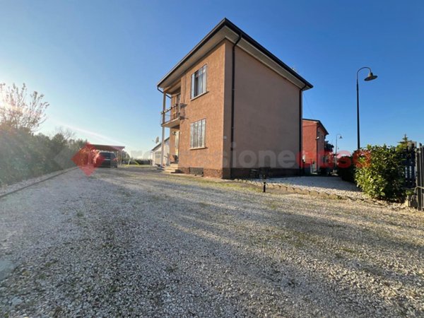 casa indipendente in vendita a Salizzole
