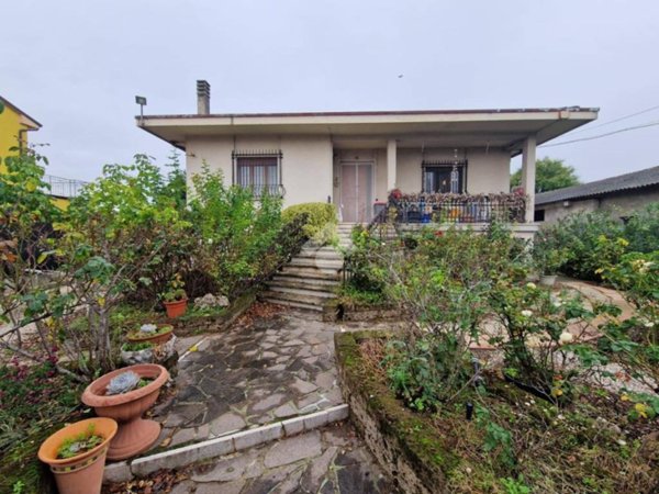 casa indipendente in vendita a Salizzole