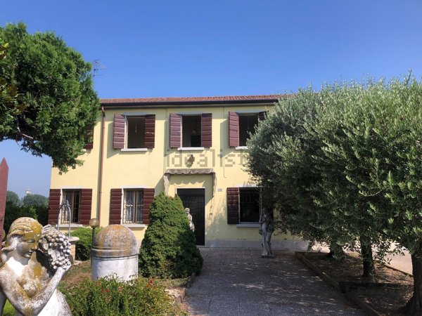 casa indipendente in vendita a Salizzole in zona Engazzà