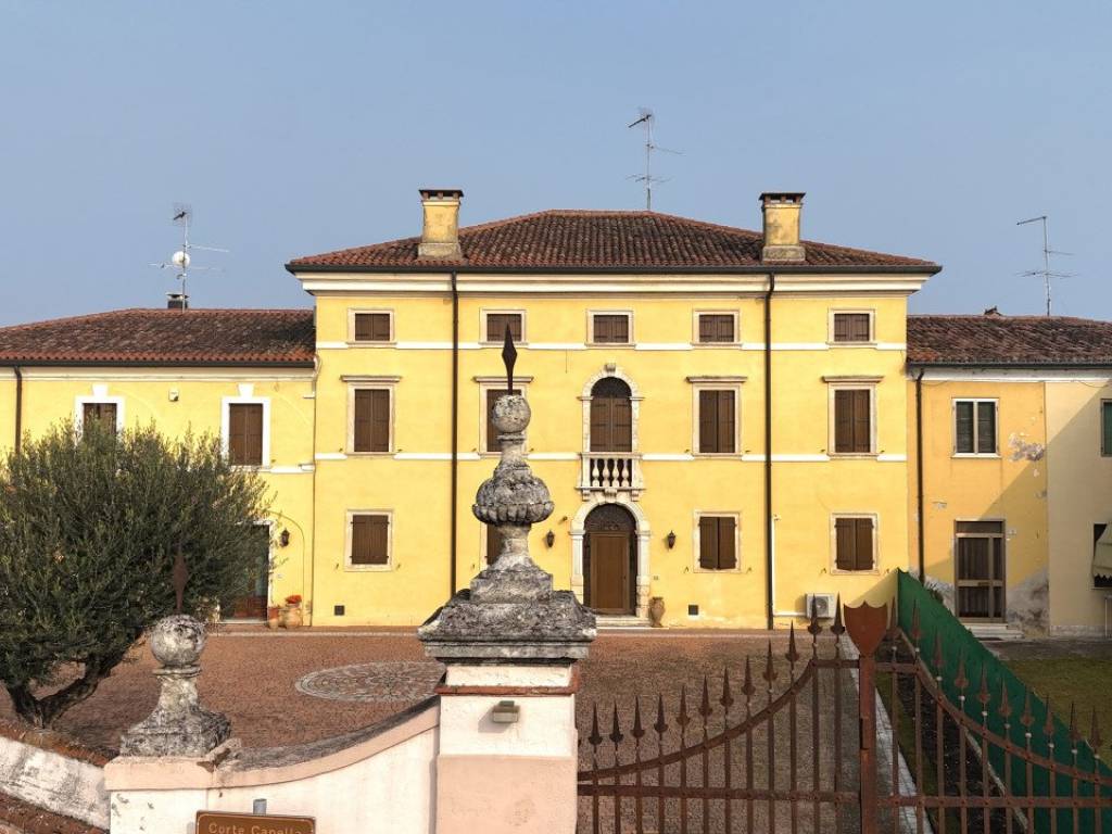 casa indipendente in vendita a Salizzole