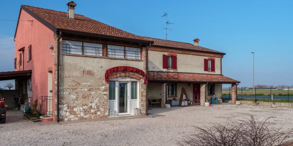 casa indipendente in vendita a Salizzole