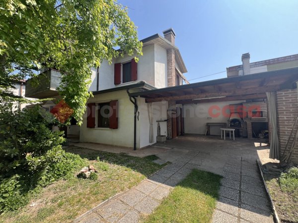 appartamento in vendita a Salizzole in zona Valmorsel