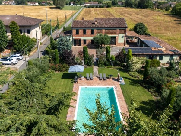 casa indipendente in vendita a Salizzole in zona Engazzà