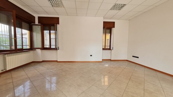 negozio in vendita a San Bonifacio