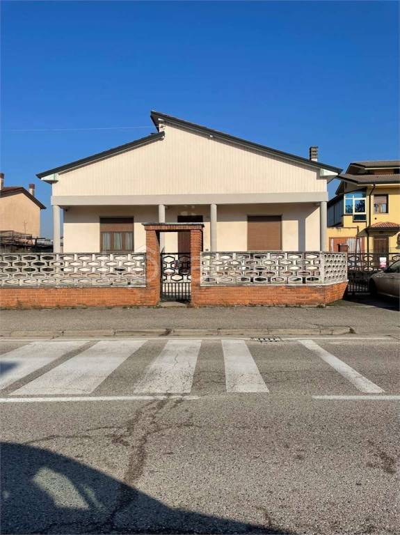 casa indipendente in vendita a San Bonifacio