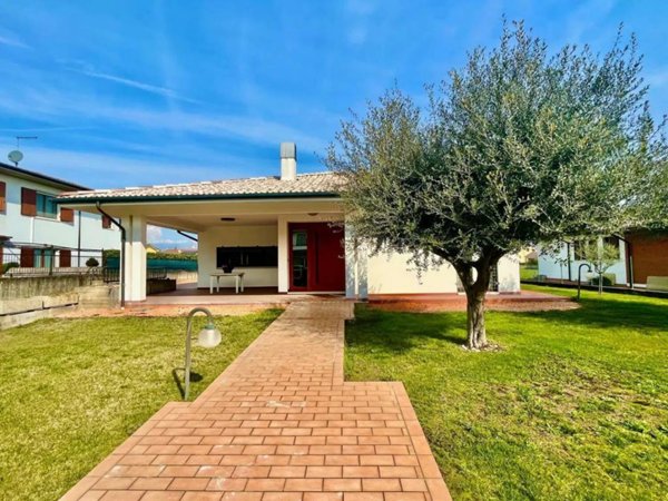 casa indipendente in vendita a San Bonifacio