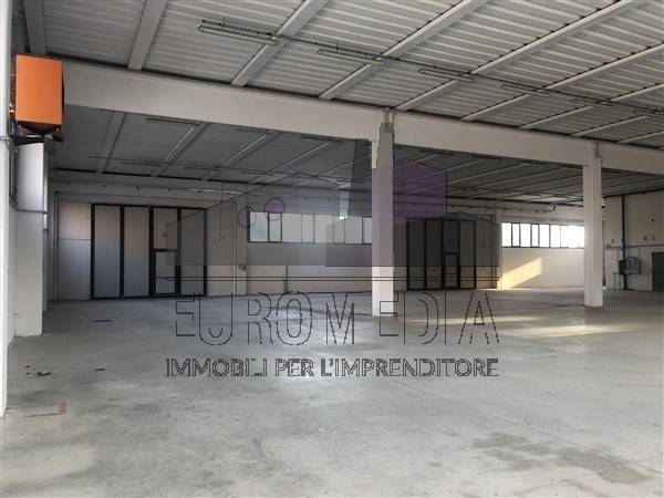 locale commerciale in vendita a San Bonifacio