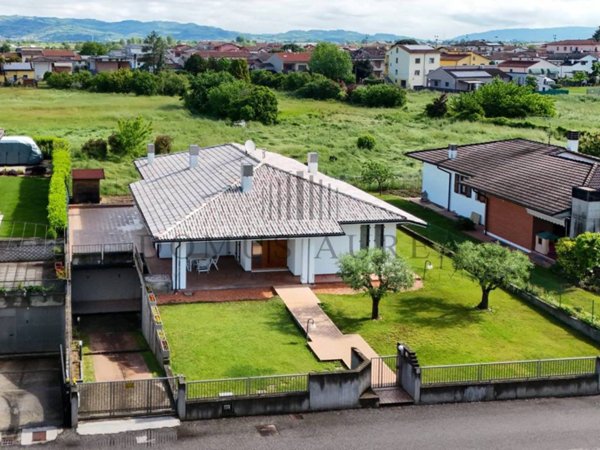 casa indipendente in vendita a San Bonifacio