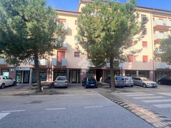 negozio in vendita a San Bonifacio