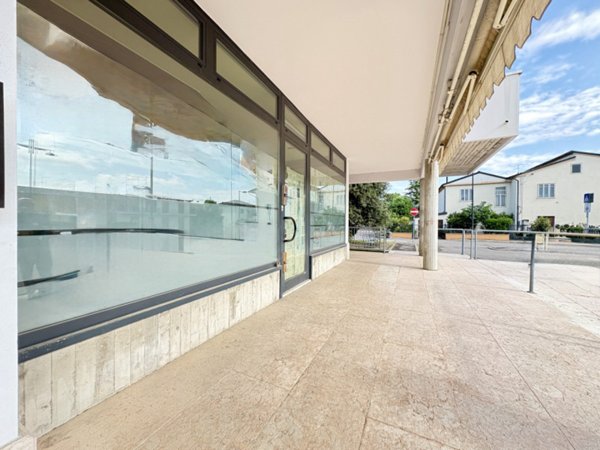 negozio in vendita a San Bonifacio