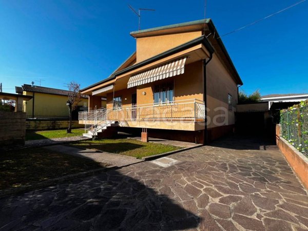 casa indipendente in vendita a San Bonifacio