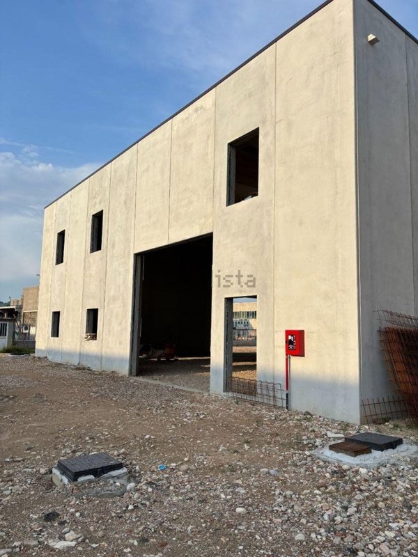 ufficio in vendita a San Bonifacio