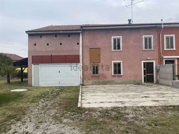 casa indipendente in vendita a San Bonifacio