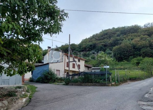 casa indipendente in vendita a San Giovanni Ilarione