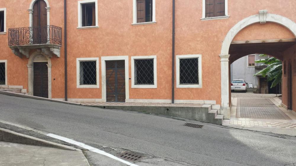 ufficio in vendita a San Giovanni Ilarione