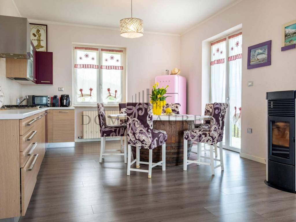 casa indipendente in vendita a San Giovanni Ilarione in zona Cattignano