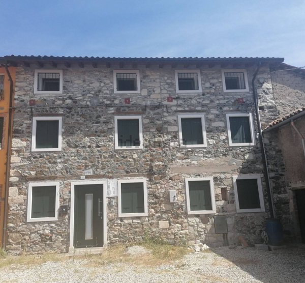 casa indipendente in vendita a San Giovanni Ilarione