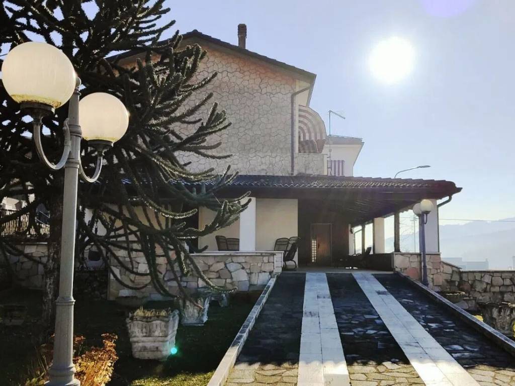 casa indipendente in vendita a San Giovanni Ilarione