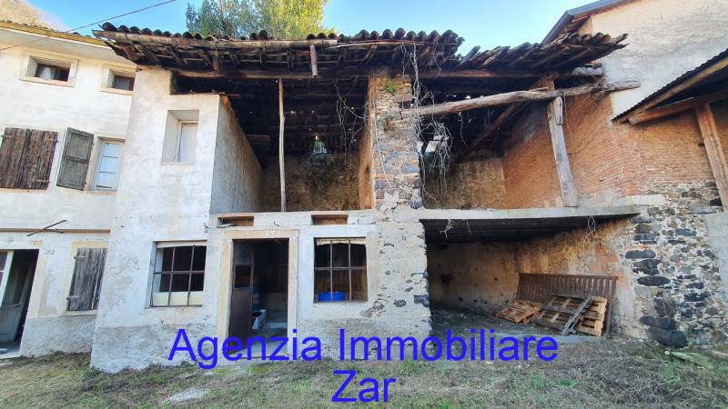 casale in vendita a San Giovanni Ilarione