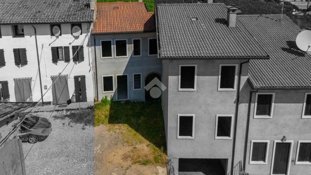 casa indipendente in vendita a San Giovanni Ilarione