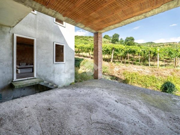 casa indipendente in vendita a San Giovanni Ilarione