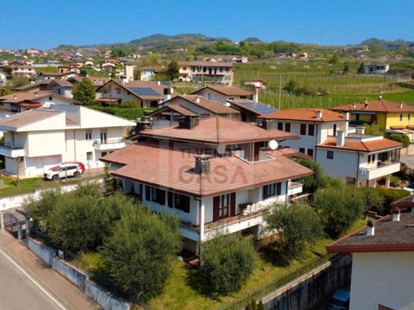 casa indipendente in vendita a San Giovanni Ilarione