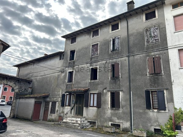 casale in vendita a San Giovanni Ilarione