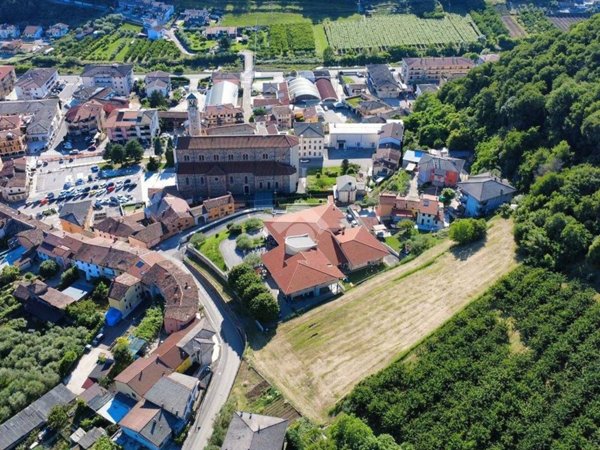 terreno in vendita a San Giovanni Ilarione in zona Castello
